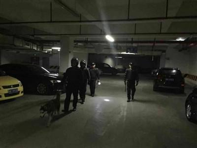 �@�B�v�h���y�쨵�A������쨫�I�{�g�� �ʕ[�ѩI�ʹ������