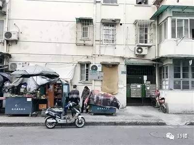 �u��H���