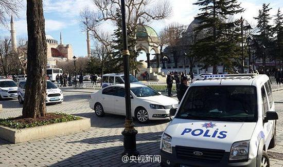 �u���}���