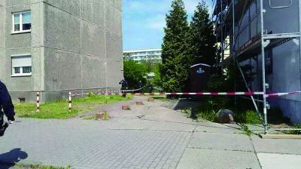 ���}���v����y�Y����O��