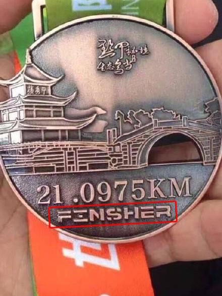 ����!�Q�J�����P�Y����� ä����u�����[