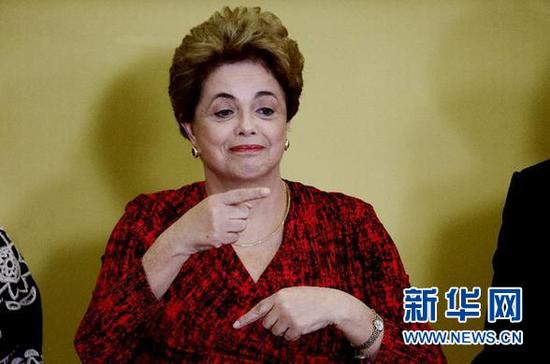 ���ťʐ�`�o��