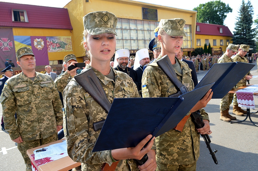 �Q�J�C�\�|�ʹ\���O ��\�z����¦�W����}