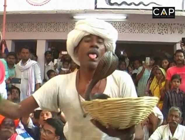 �y��V���!�����l�������L�J�ԡ��K���F���i