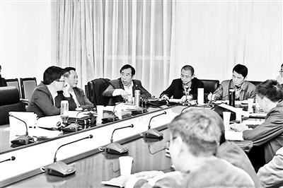 ��ä�N���������A�L�]�_���İk���z 24���Ȥ��p��