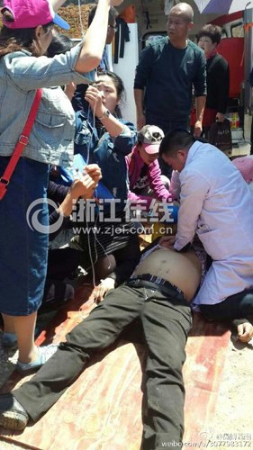 �����}��