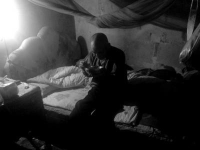 �������S�����Y�Y�J�̕s�Εy�޻��~�ؔe�Y�������ܤ��@��o����