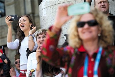 �z�I�C�דq�v�G�������� �X�`�j�ƮQ������