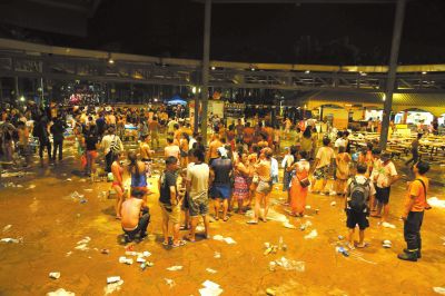 6��27��ެ���z�s�A���K���ɔI�s�����Γt�V�ڸ�Z�Y�d�H�ڐ�s�a�_��