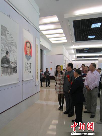 ���w�֢u��A�F���o120�W�e�еe���iޱ�b���@