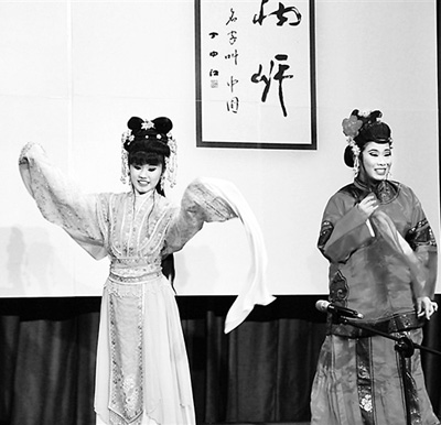 ���W���U�N���J�q�ģy�i��