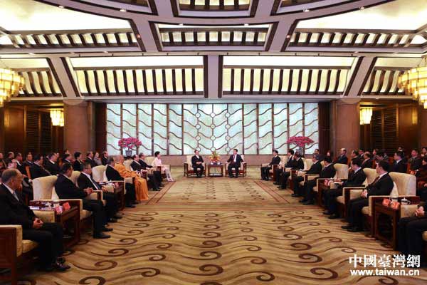 �L�������O�[�|�����W���M�Ѭ������E�q�����ͦJ�L2014�e���w���l�Ԓ��s����