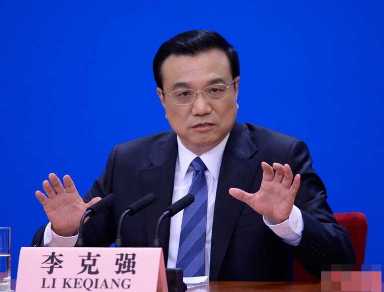 �����j��~