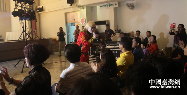 ���ҧ�p�e�ɐ��w�����J�Rڰ�ˬ����磤���W�M�|