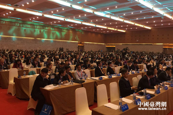 ���ʐ�2015���w�b򧲣�������p�|�}�@