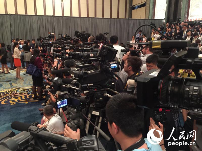 �˥��I�~�k�}���\��䣳�w���˔±N�z���Y�H����ʐ��G3�H