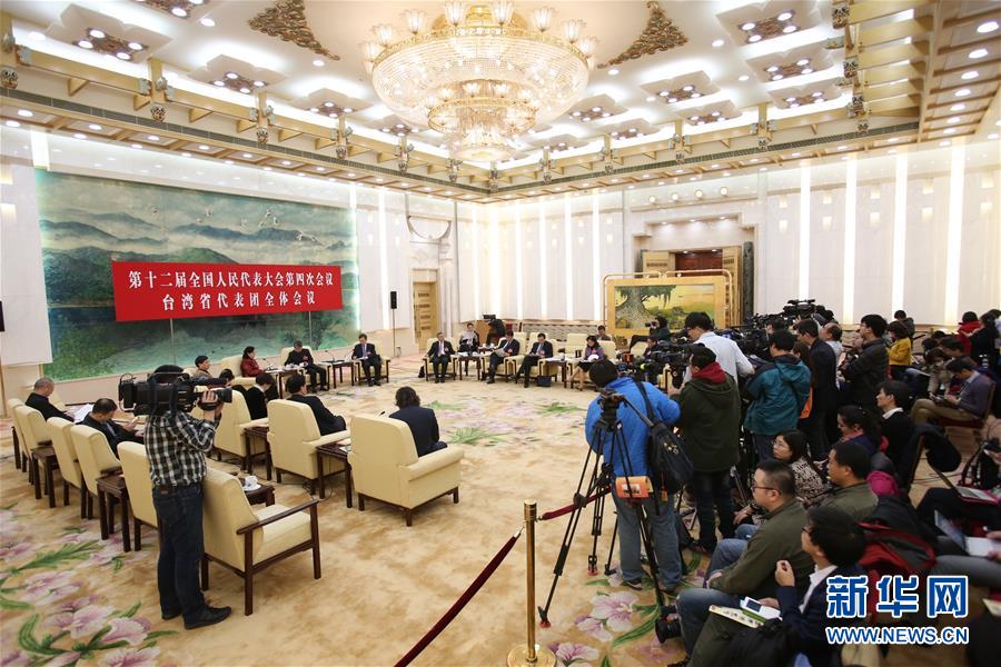 ���W���r����