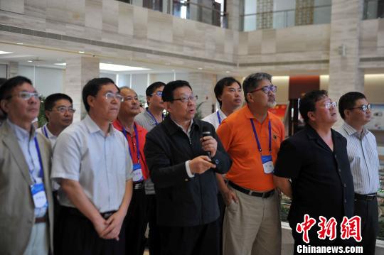 ���K�Ӑ����򓯓l���w�����W�n�H�H�N���ѥ��ͪF�T����