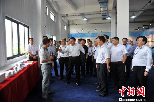 ���K�Ӳv����m�ޤ��J«�b���Z�ò��A�b���ݼ��Mҧ ��