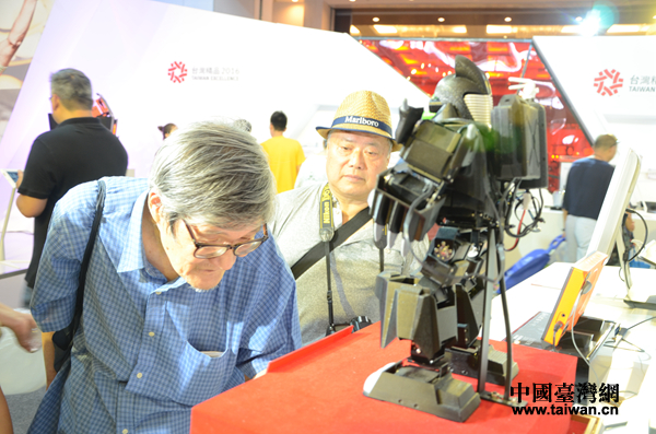 2016�Ѭz���W����è���|