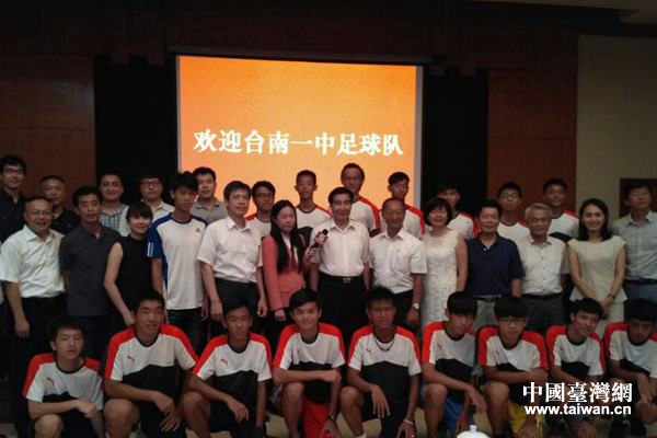 �������w �i������--��T���������h�ä���y�y�÷|�~