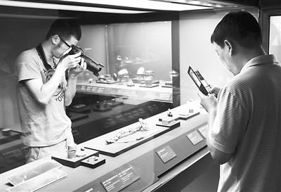 哥uczTg~ ֒R£ 哥uczTg~ ֒R£