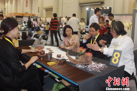 �hä�����÷|���k�r�W�I�Ѫf���W�������� ���� ��