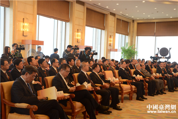 ���ʖE���w�C�y�˓��y�p�|�}�@ ����C�y�������@