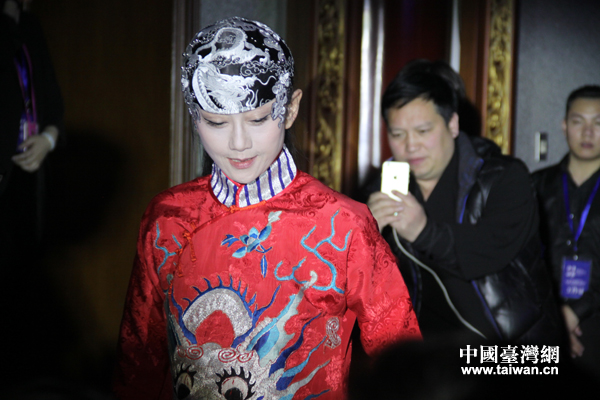 �K�����y�ΑL����M�k�{���|�������ä���W�I �ͩ� ����