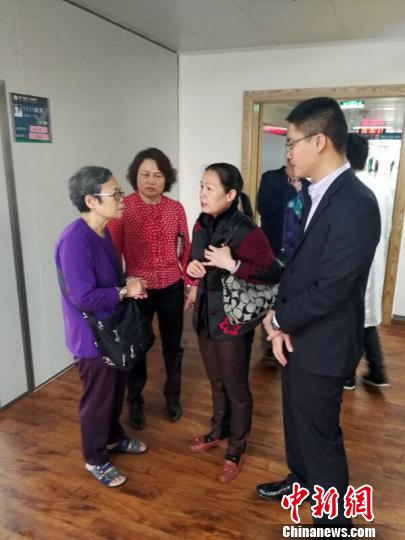 �h�c����֐ߥ�������������ȫ��w�f��M�J�g������O�� ��