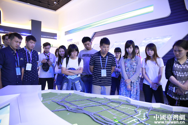 ���w�y�e��Ͳ�^�b�s�[���ʮi����