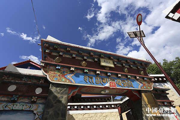 �˧�����