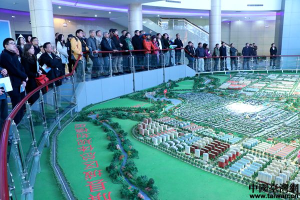 ���E�������w�����ƶ������e�O�� ���������Ɠ������{���Z�K�n����