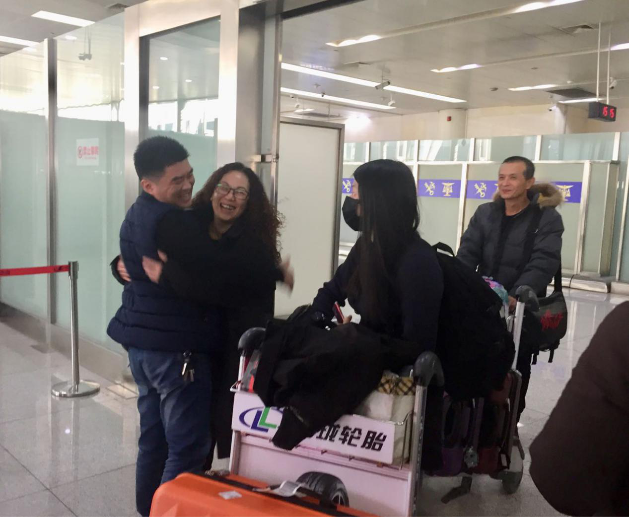 �����L�̧ޔ��ҡL�M�ʓr���M�� ���F���D��l���A�˷��~�E�����J