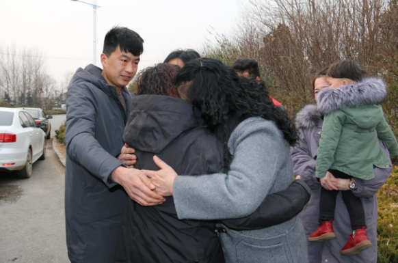 �����L�̧ޔ��ҡL�M�ʓr���M�� ���F���D��l���A�˷��~�E�����J