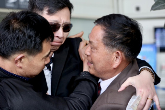 �o�q���D��l���A�˲M�R���g�r�Y�E���B�H