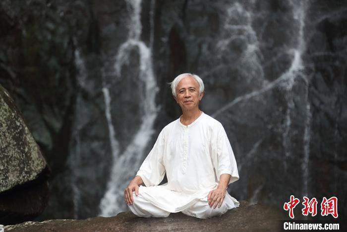 �ϵߨ���s�n���哥�а|����ҧ�e�y�X��<a target='_blank' href='http://103.249.53.35/gate/big5/www.chinanews.com/'>���s�_</a>�~�k�q������ޔE�S2020�e���w��ƥ�y�ߥ��B�����Ѯi�뤵�A��i���p���ޣ����ޒɐޣV�v�u���|�ѱo�~�ҿ��~��å����@�ޓB�\�˨ؿ��k�����w�~�W�i�����v���i���Q�Y��<a target='_blank' href='http://103.249.53.35/gate/big5/www.chinanews.com/'>���s�_</a>�� ҧ�e�y�g�� ����