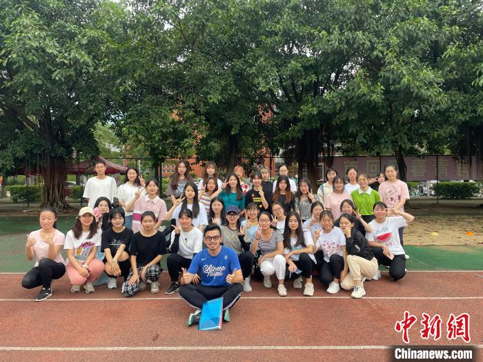 �����Ův�iڸ����\���Y����(���ť�)�� �iڸ������ �����k����