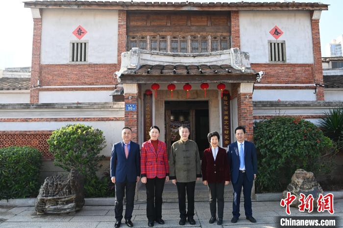 ���������h����â��|�B�P潤ƣ��w��ƥ�y