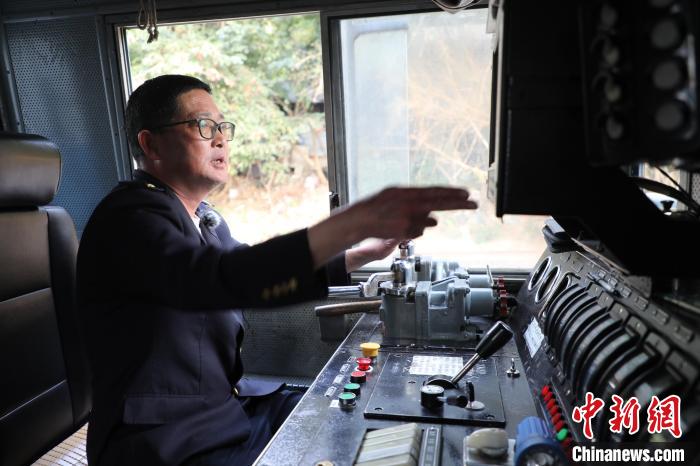 ���n�z���g�T�I�����Z�o�����K�A�����åj�� ��