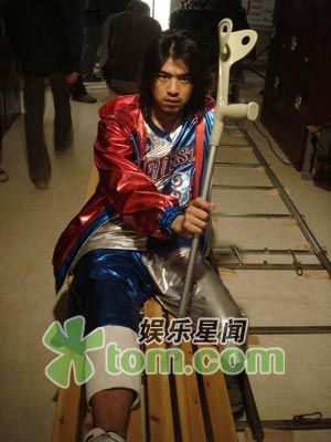 ��ڣô�ﾦ�f�� �K�����@�L�w޼��{����(��)