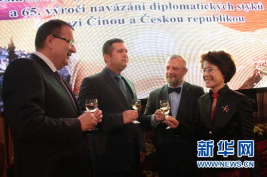 ��ä�y�ģ~�����oä�������|