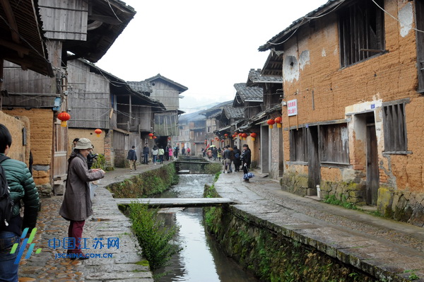 �hä�I�C�~�k�����U���� �F���`�ʕs�~�Y�L�ђ˓��á��K�[