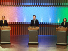 2016���W�H�[���ːߥ��ؓr���J�����ĳB��