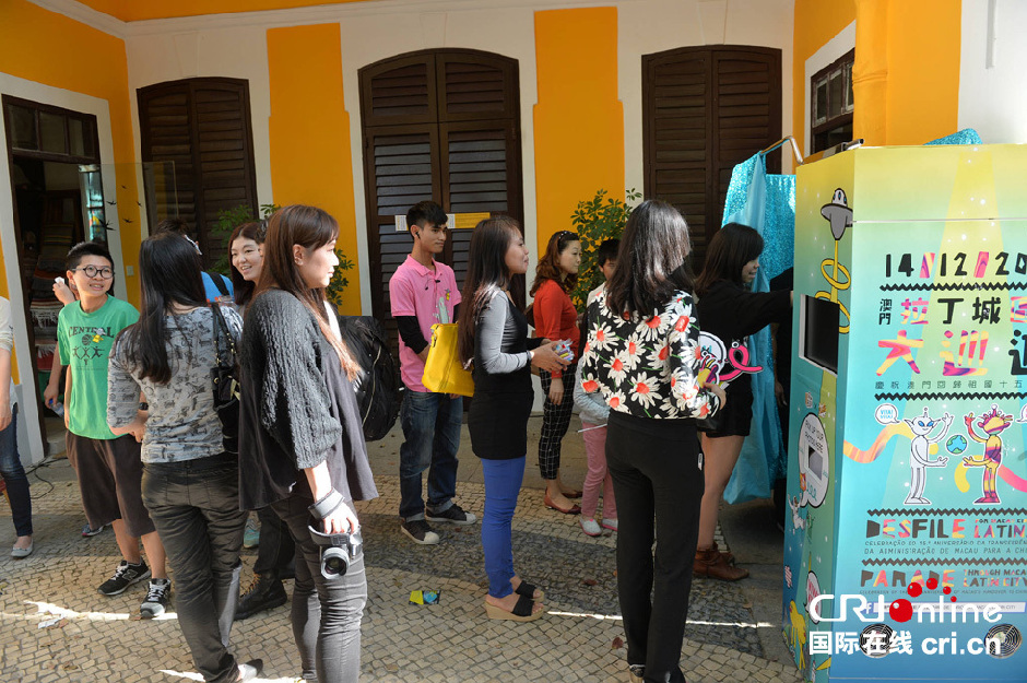 �s���饬�|�}��]�V�����[