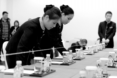 APEC�|���d�z���S����d�z�z����Х��m�V��(��)