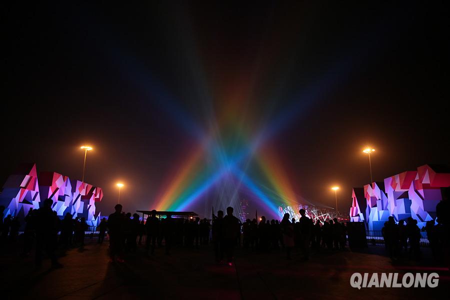 ���yAPEC�|���G�~