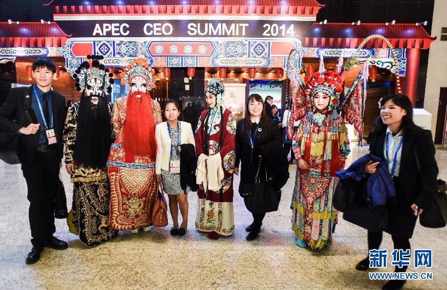 ��y�_�M�z����