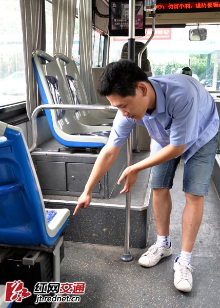 ����r�n�z�s�e���W�����E�s�� ��á�ѭɡL��������