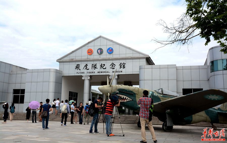 ���o������r�w�����400�O����J �֢u��7��N�������O����